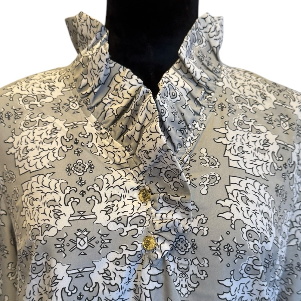 Mudpie Gray & White Ruffled Neck Blouse size Small (4-6) - Picture 4 of 8